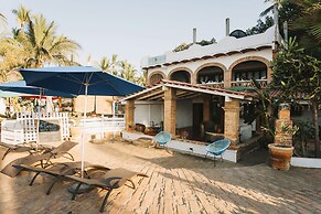 Sayulita Beach House Hotel
