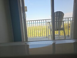 Surf Side Hotel