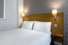 Corner House Hotel