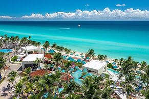 The Pyramid Cancun By Oasis - All Inclusive