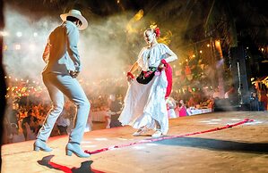 The Pyramid Cancun By Oasis - All Inclusive
