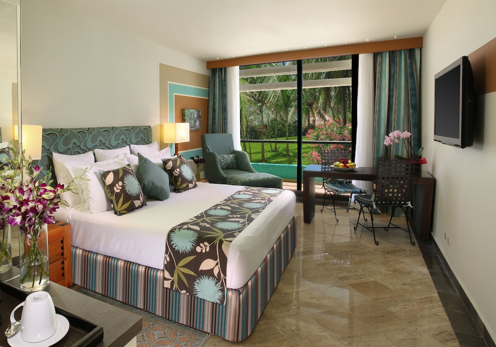 The Pyramid Cancun By Oasis - All Inclusive