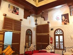 Riad Azrou