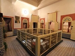 Riad Azrou
