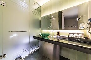 JBIS Hotel