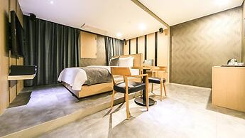 JBIS Hotel