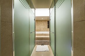 JBIS Hotel