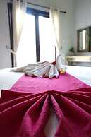 Louto Dmell Villa & Deluxe