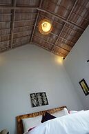 Louto Dmell Villa & Deluxe