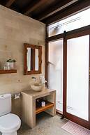 Louto Dmell Villa & Deluxe