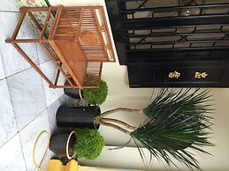 Heeren Palm Suites