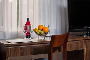 Danly Hotel