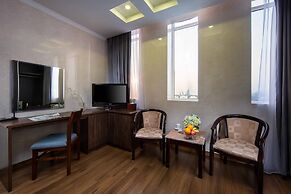 Danly Hotel