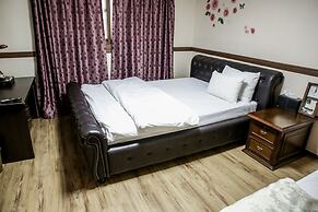 Hill Stay Hotel Residence