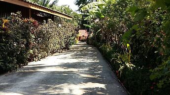 Subtawee Resort