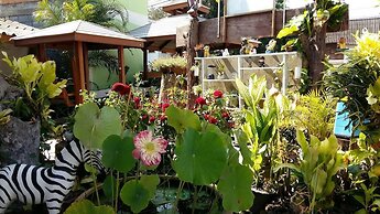 Subtawee Resort