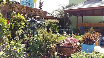 Subtawee Resort