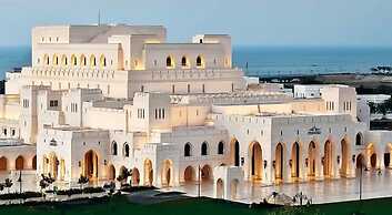 Gulf Hotel Apartment
