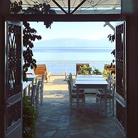 Paradisos