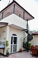 Forodhani Park Hotel