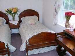 Antique Slumber Old Town Bed & Breakfast