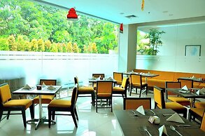 Grand Cakra Hotel