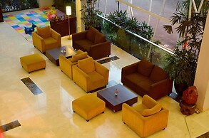 Grand Cakra Hotel