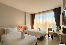Grand Cakra Hotel