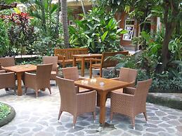 Chonos Hotel Lovina