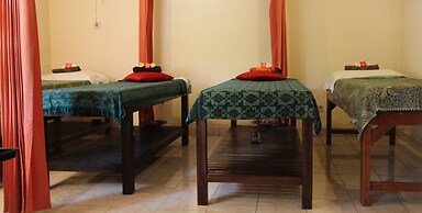 Chonos Hotel Lovina