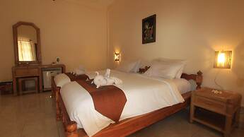 Chonos Hotel Lovina