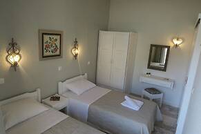 Maria Suites