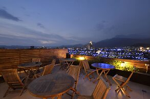 Hotel Modern Puli