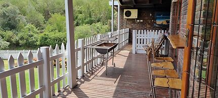 Salt River Lodge