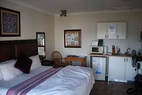 Lagoon Lodge