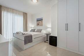 Sunset Split Rooms