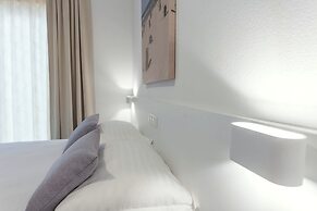 Sunset Split Rooms