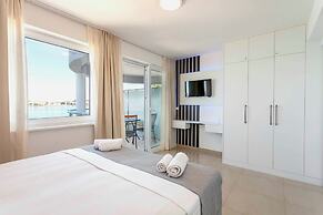 Sunset Split Rooms