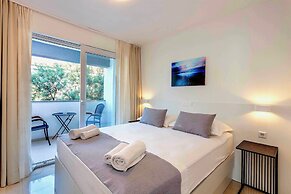 Sunset Split Rooms