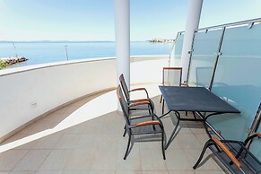 Sunset Split Rooms