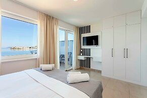 Sunset Split Rooms