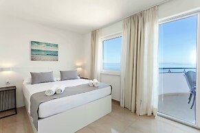 Sunset Split Rooms