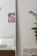 Greta Apartments