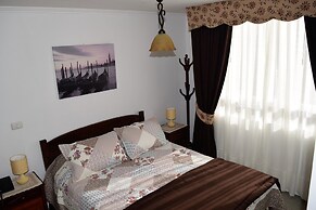 Almond Suite - San Francisco
