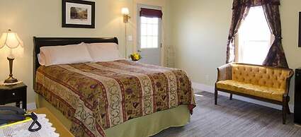 Heartwood Inn