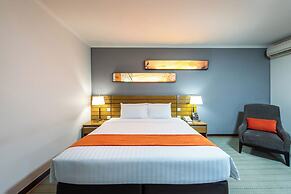 Maple Hotel