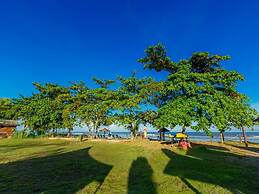 Beringgis Beach Resort & Spa