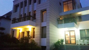 Tavisha Villa