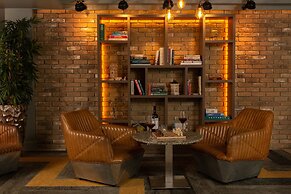 Nox Hotel
