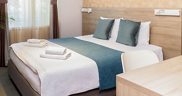 Hotel Mint